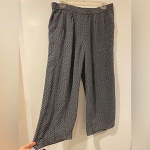 JOIE - 3/4 silk pants size M